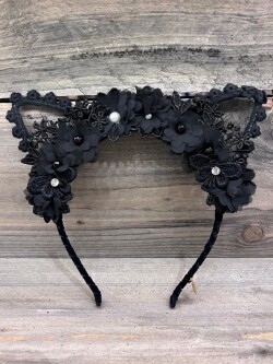 Cat Ears Pearl l.u.c.29