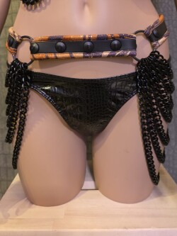 Heupriem met Kettingen MDN34 17