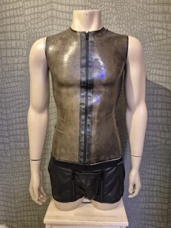 Skulls Top seethroughskull 1